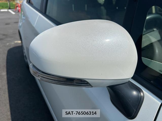 Toyota PRIUS 2014-05 8373799-14