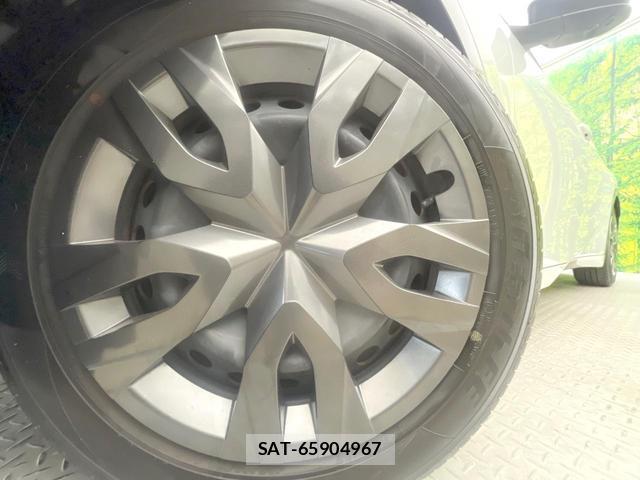 Toyota PRIUS 2023-08 8373912-12