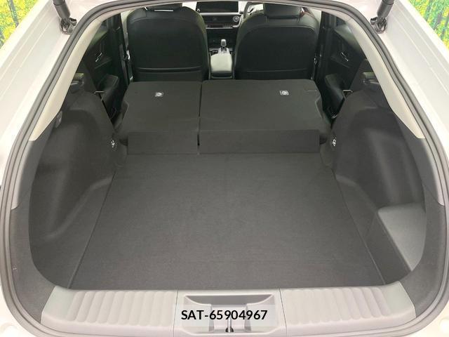 Toyota PRIUS 2023-08 8373912-9