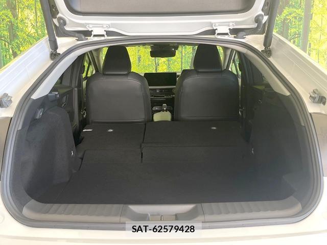 Toyota PRIUS 2025-02 8373917-9