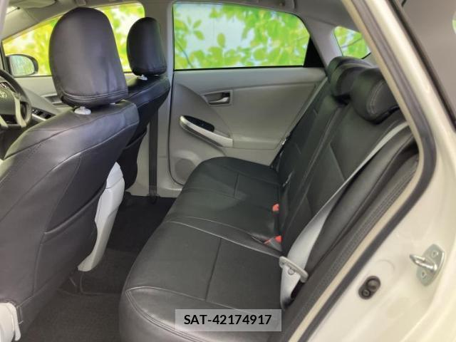 Toyota PRIUS 2013-12 8374071-6