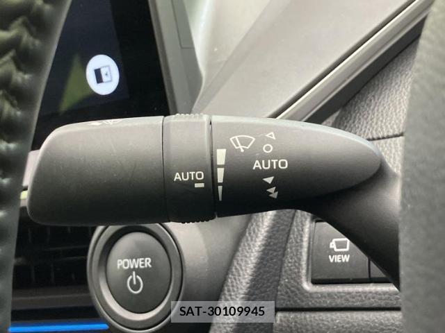 Toyota PRIUS 2024-08 8374125-15