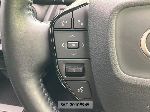 Toyota PRIUS 2024-08 8374125-17