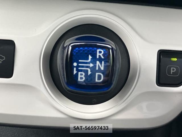 Toyota PRIUS 2017-12 8374152-17