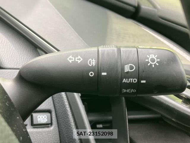 Toyota PRIUS 2024-07 8374196-14