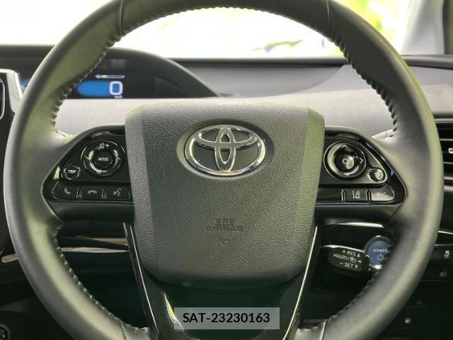 Toyota PRIUS 2022-10 8374200-14
