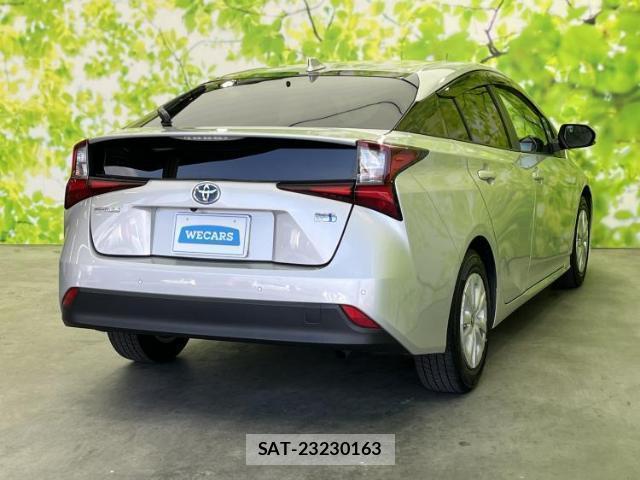 Toyota PRIUS 2022-10 8374200-2
