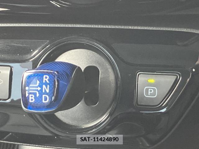 Toyota PRIUS 2020-03 8374253-16