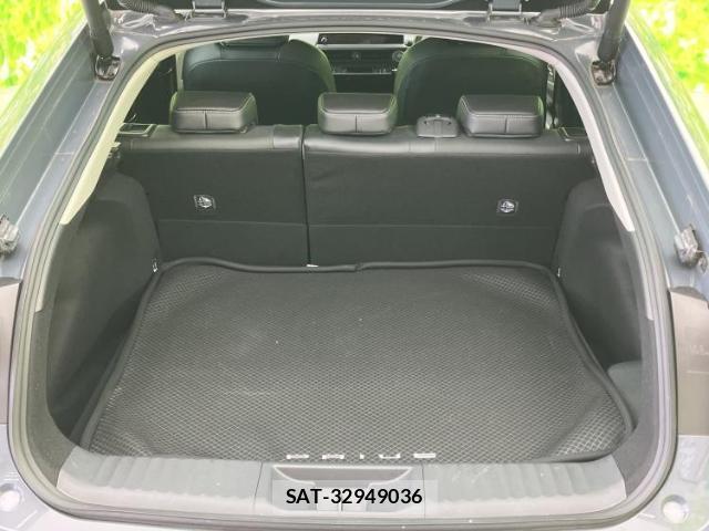 Toyota PRIUS 2023-05 8374261-7