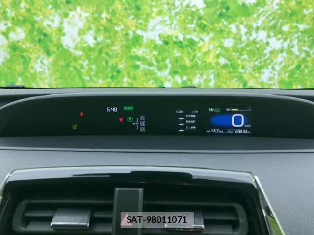 Toyota PRIUS 2016-04 8374270-14