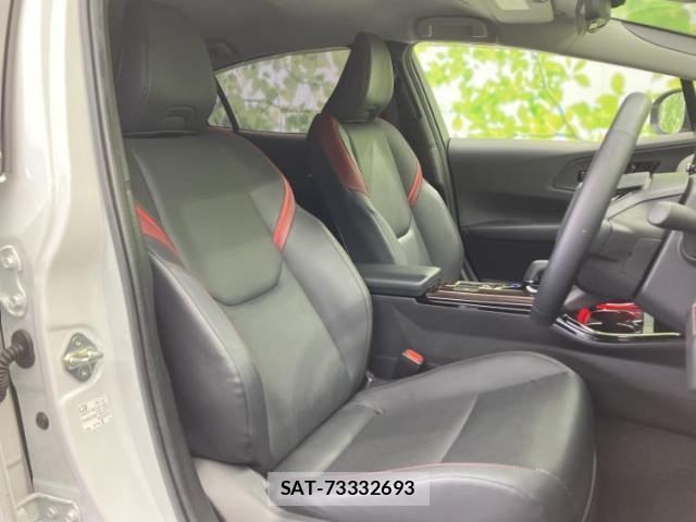 Toyota PRIUS 2023-06 8374317-3