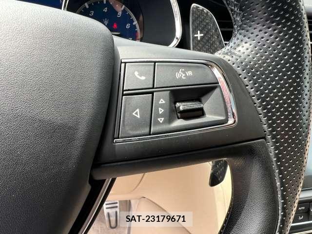 Maserati QUATTROPORTE 2020-12 8373393-13