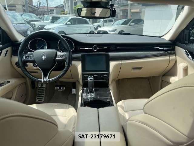 Maserati QUATTROPORTE 2020-12 8373393-2