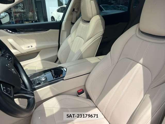 Maserati QUATTROPORTE 2020-12 8373393-3