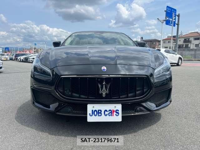 Maserati QUATTROPORTE 2020-12 8373393-4