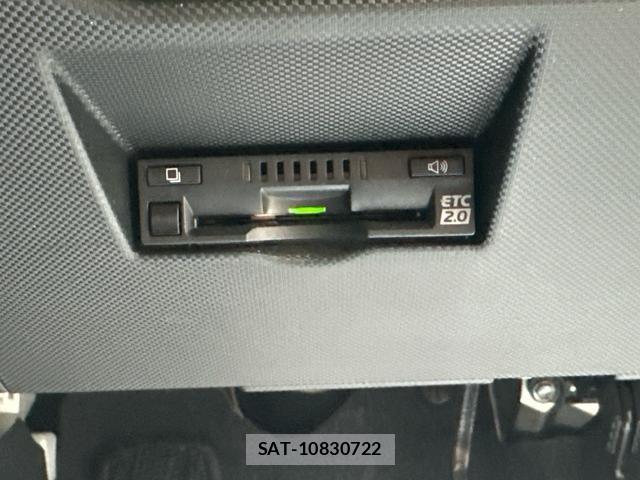 Toyota RAIZE 2023-06 8372570-6