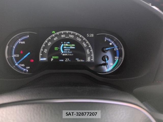 Toyota RAV4 PHV 2022-01 8373078-4