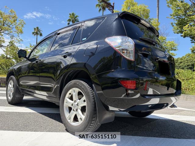 Toyota RAV4 2009-02 8372541-14