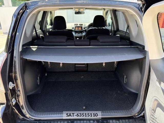 Toyota RAV4 2009-02 8372541-18