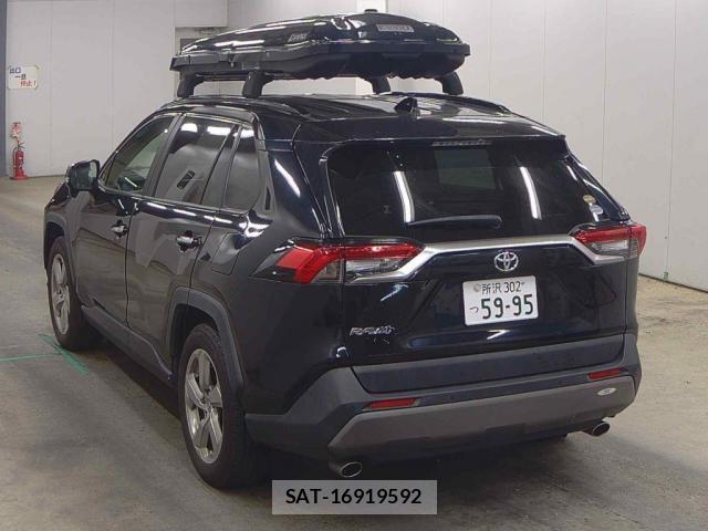 Toyota RAV4 2019-12 8372913-1