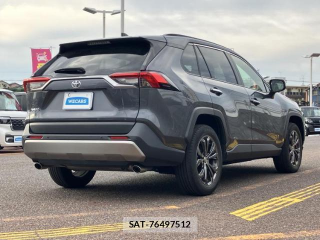 Toyota RAV4 2023-11 8373040-2