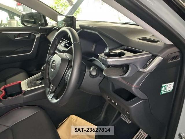 Toyota RAV4 2025-10 8373104-6