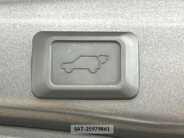 Toyota RAV4 2025-06 8373128-5