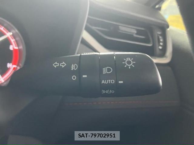 Toyota RAV4 2021-08 8373750-15