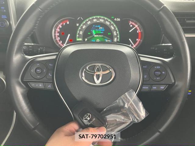 Toyota RAV4 2021-08 8373750-8