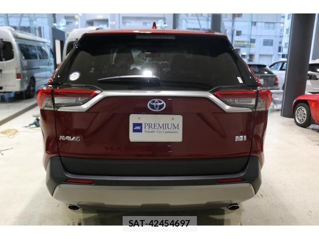 Toyota RAV4 2023-02 8373823-12