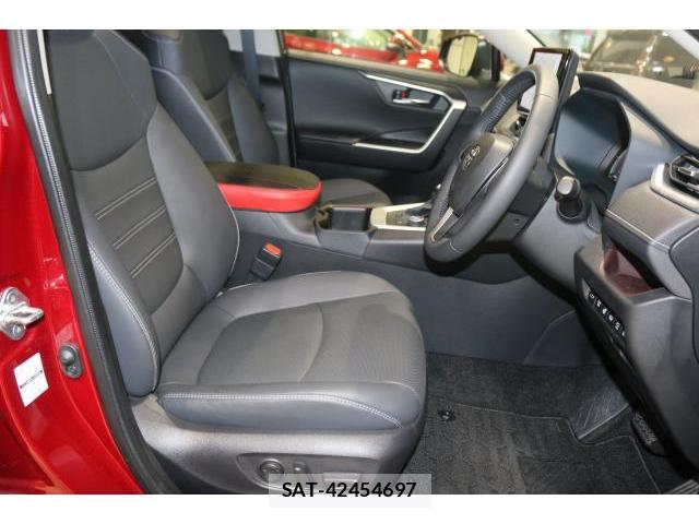 Toyota RAV4 2023-02 8373823-5