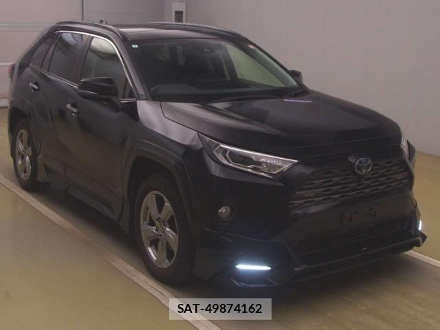 Toyota RAV4 2021-07 8373846-0