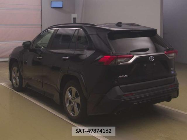 Toyota RAV4 2021-07 8373846-1
