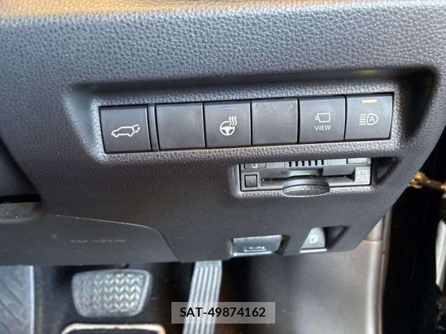 Toyota RAV4 2021-07 8373846-10