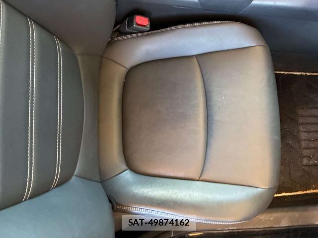 Toyota RAV4 2021-07 8373846-5