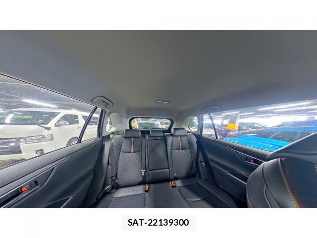 Toyota RAV4 2019-07 8373848-5