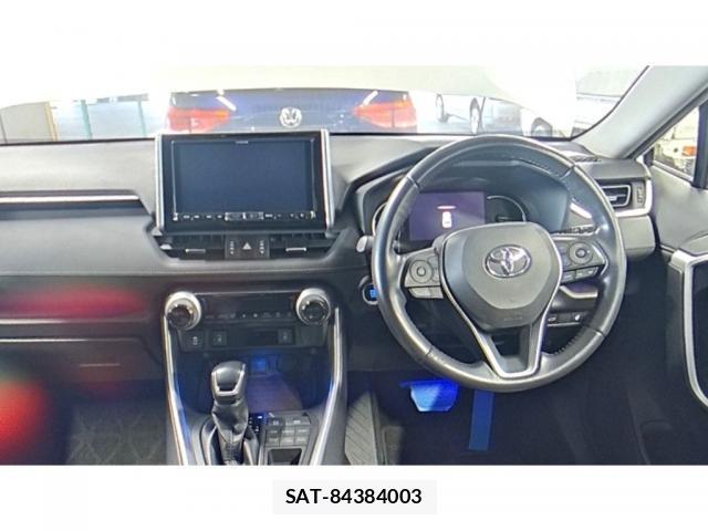 Toyota RAV4 2019-06 8373854-3
