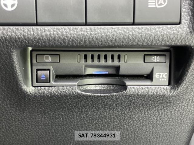Toyota RAV4 2021-12 8374165-17