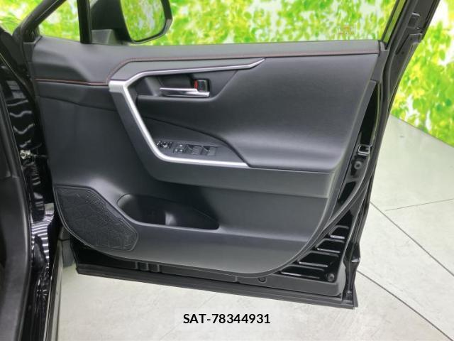 Toyota RAV4 2021-12 8374165-3