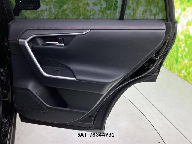 Toyota RAV4 2021-12 8374165-4