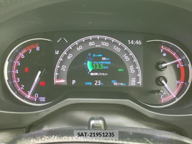 Toyota RAV4 2019-06 8374325-13
