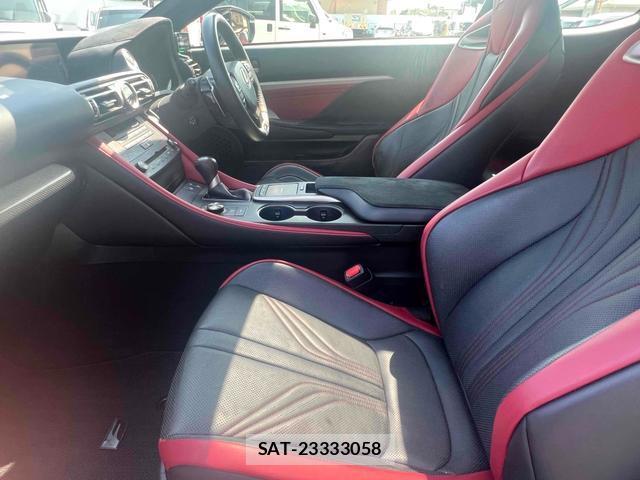 Lexus RC F 2019-09 8372697-4