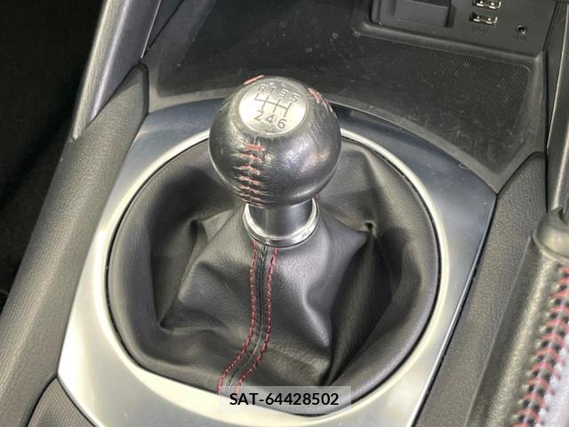 Mazda ROADSTER 2015-12 8372982-2
