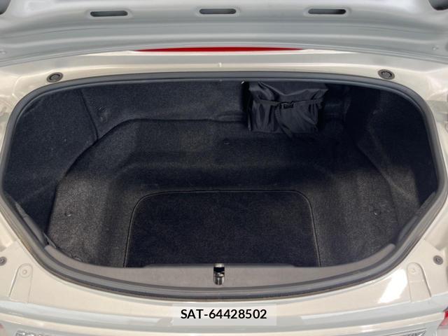 Mazda ROADSTER 2015-12 8372982-8