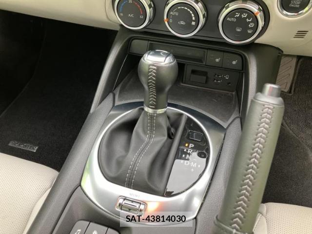 Mazda ROADSTER 2023-07 8373036-16