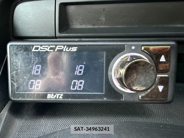 Mazda ROADSTER 2016-07 8373704-11