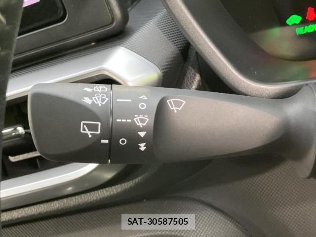 Daihatsu ROCKY 2025-01 8372500-17