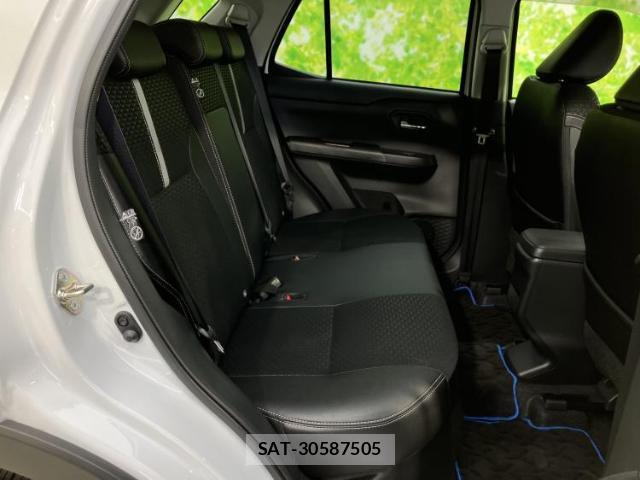 Daihatsu ROCKY 2025-01 8372500-4
