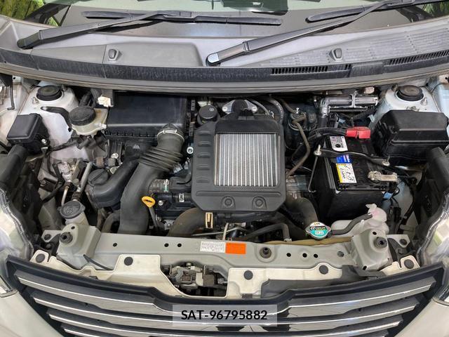Toyota ROOMY 2017-11 8372467-17