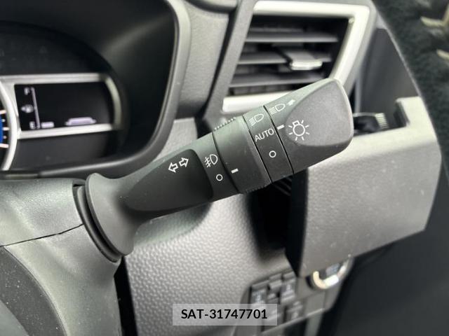Toyota ROOMY 2023-08 8372561-16